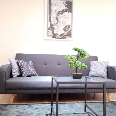 Apartment - Modern, Gemuetlich, Eigener Parkplatz Keulen Buitenkant foto